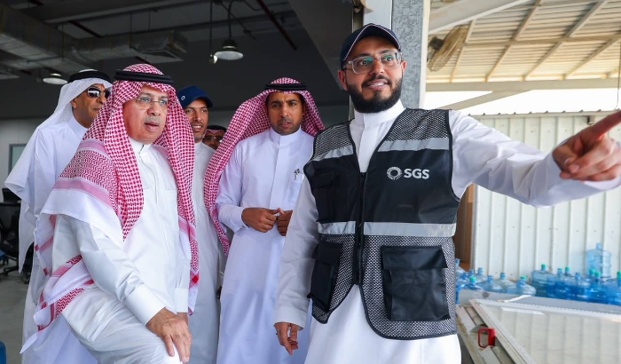 رئيس هيئة الطيران المدني يتفقد مطار الملك عبدالعزيز الدولي